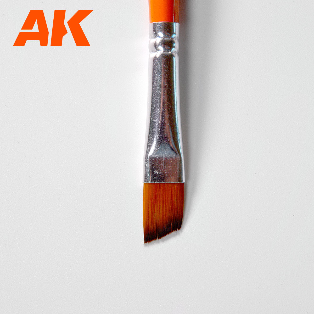 AK Interactive ANGLE Weathering Brush | Boutique FDB