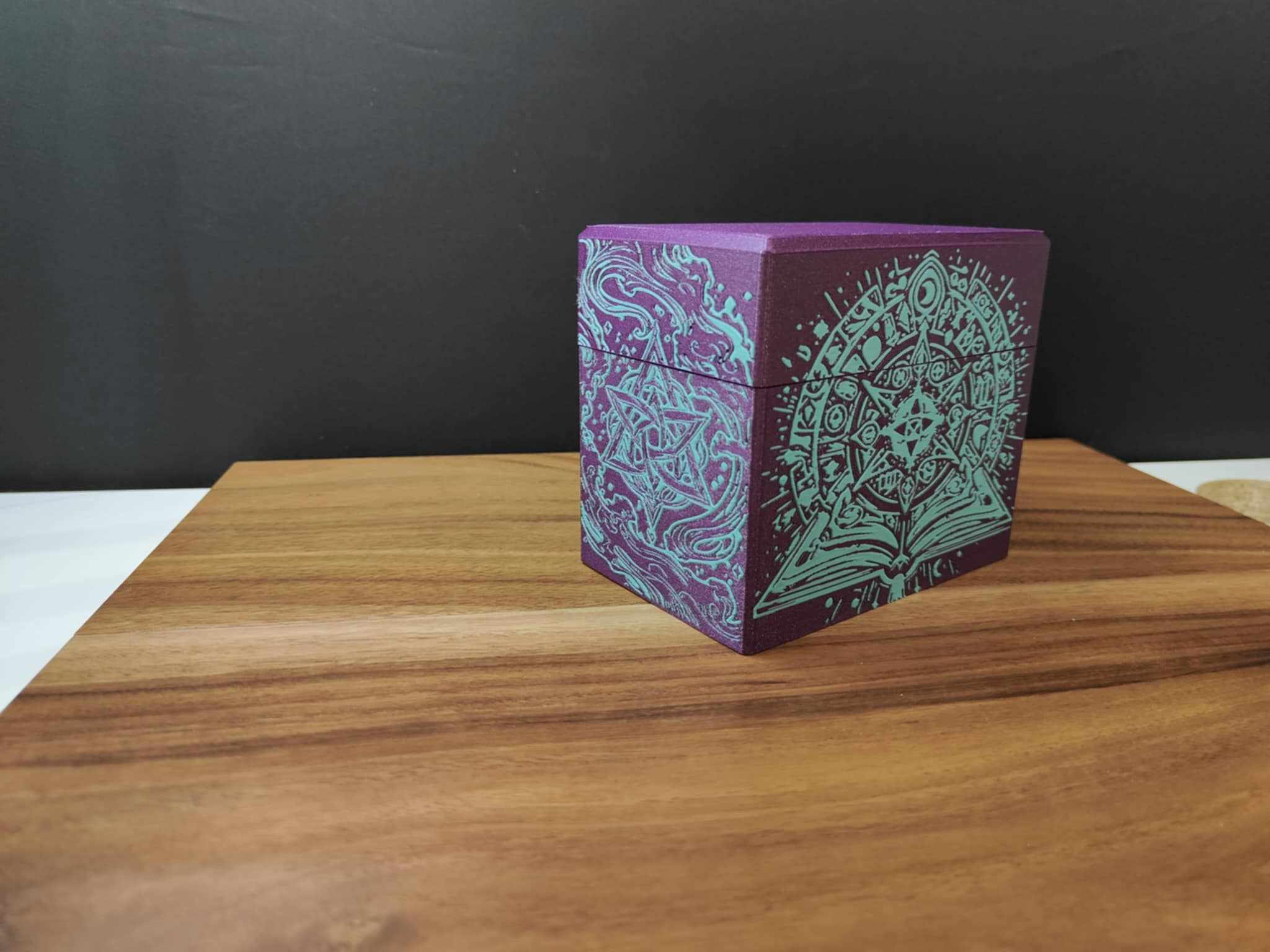 Layer Forge -  Flesh And Blood Deck Box | Boutique FDB