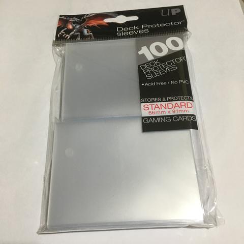 Ultra Pro Sleeve Matte Clear pack 100 | Boutique FDB